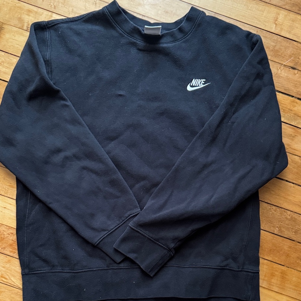 Nike Men's crewneck sweatshirt